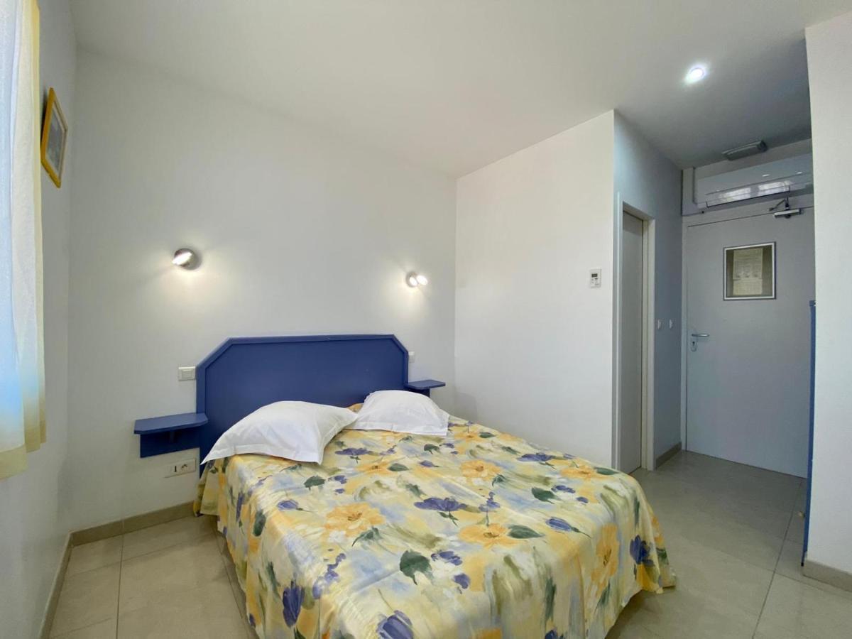 Hotel Myriam Vias Plage Luaran gambar