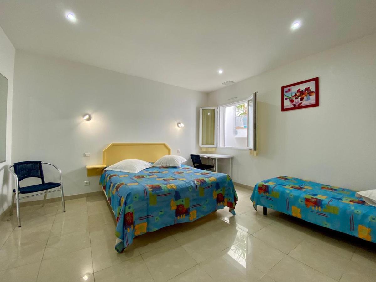 Hotel Myriam Vias Plage Luaran gambar