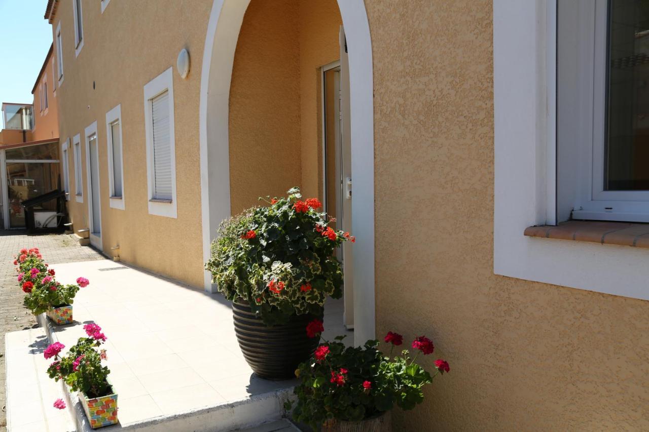 Hotel Myriam Vias Plage Luaran gambar